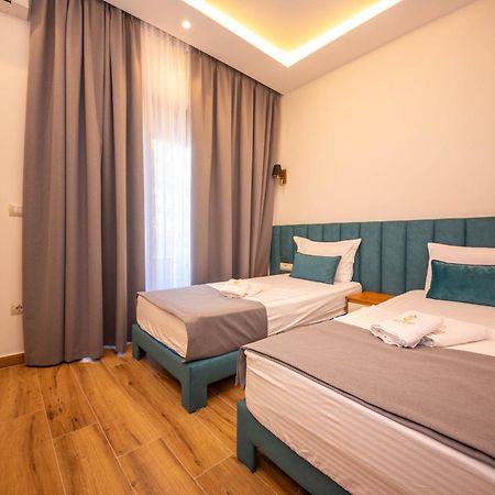 Hotel Vila Misiri Durrës 외부 사진