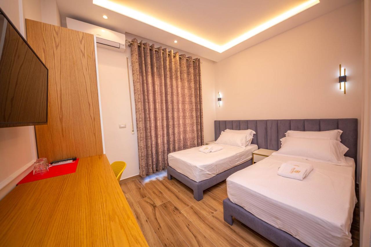 Hotel Vila Misiri Durrës 외부 사진