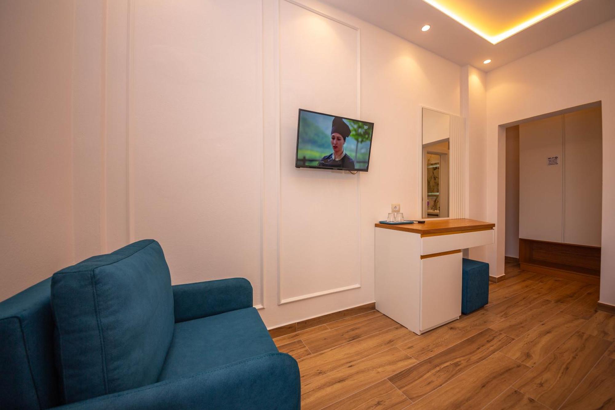 Hotel Vila Misiri Durrës 외부 사진