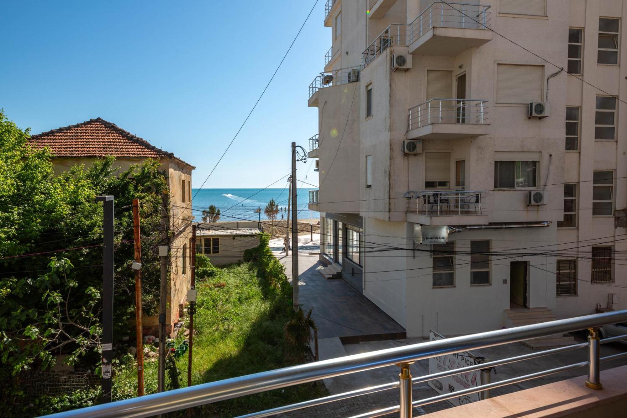 Hotel Vila Misiri Durrës 외부 사진