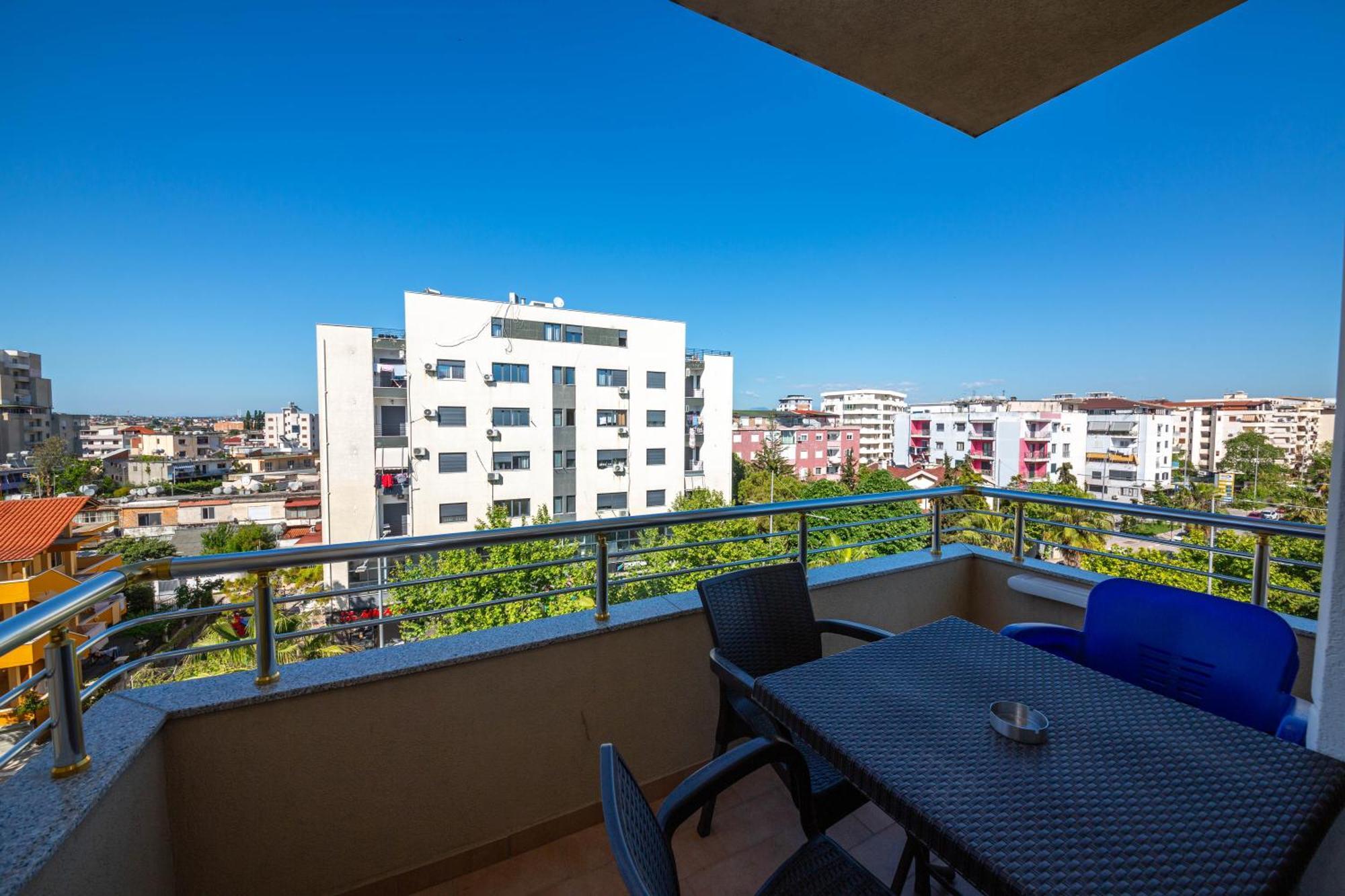 Hotel Vila Misiri Durrës 외부 사진