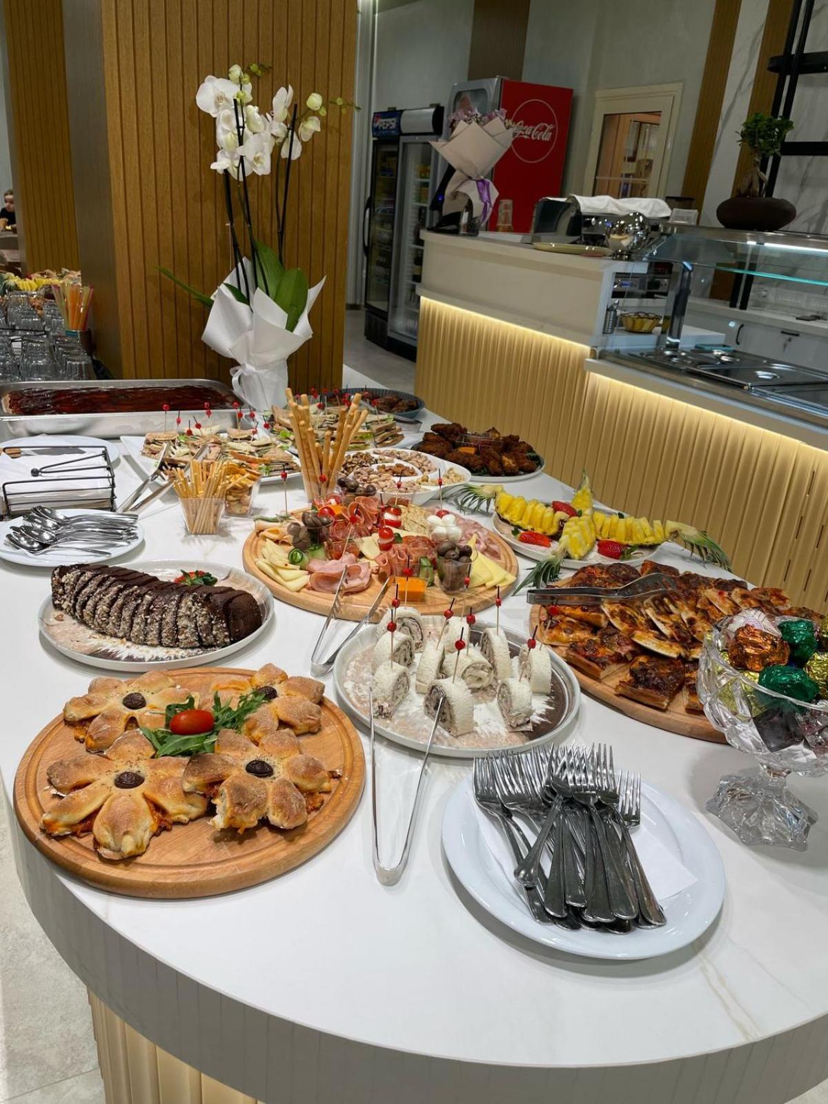 Hotel Vila Misiri Durrës 외부 사진